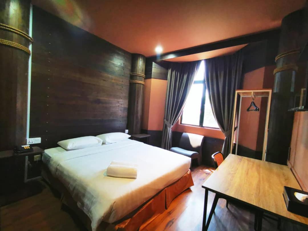 Regalodge Hotel & Spa Ипох Екстериор снимка